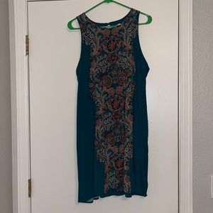 Women’s green/red pattern dress